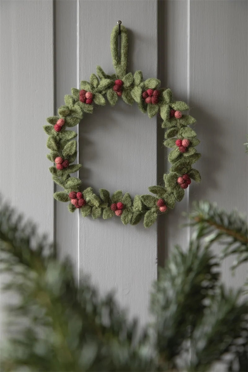 Felt Christmas Wreath - Green Wreath with Red Berries (Small)